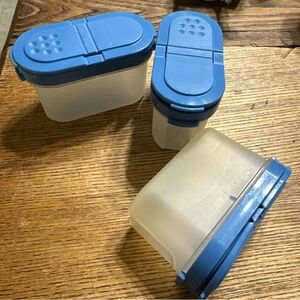 VTG Blue Modular Mates   Short SPICE SHAKER  #1843 2.25" high w. 1844